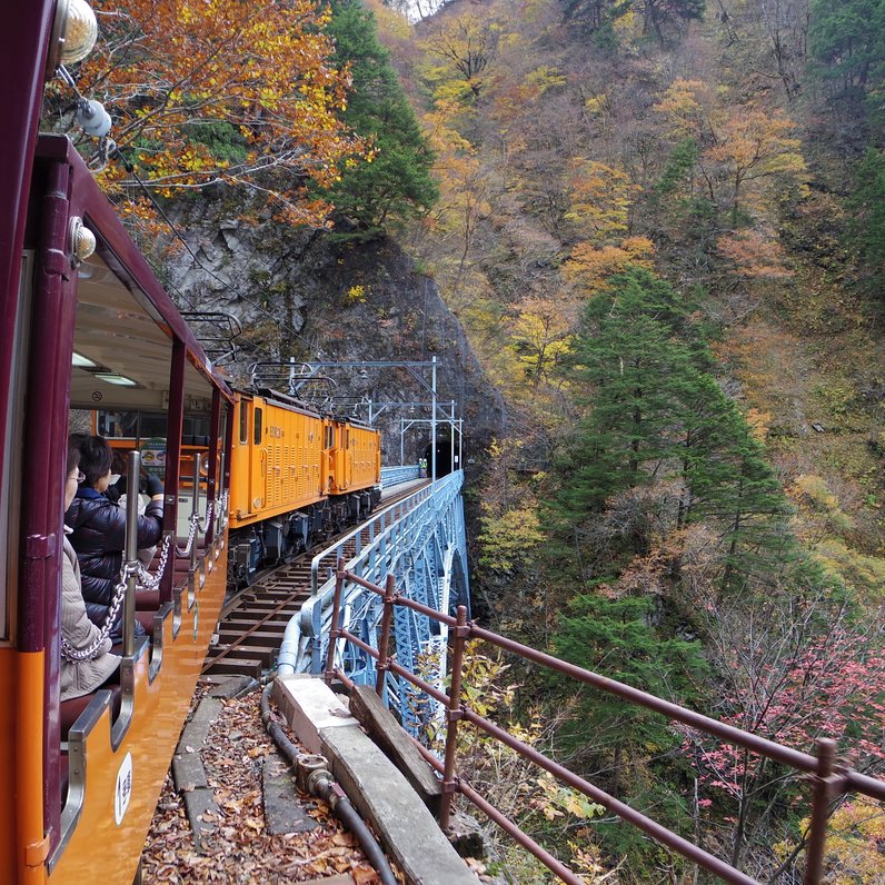 黒部峡谷鉄道