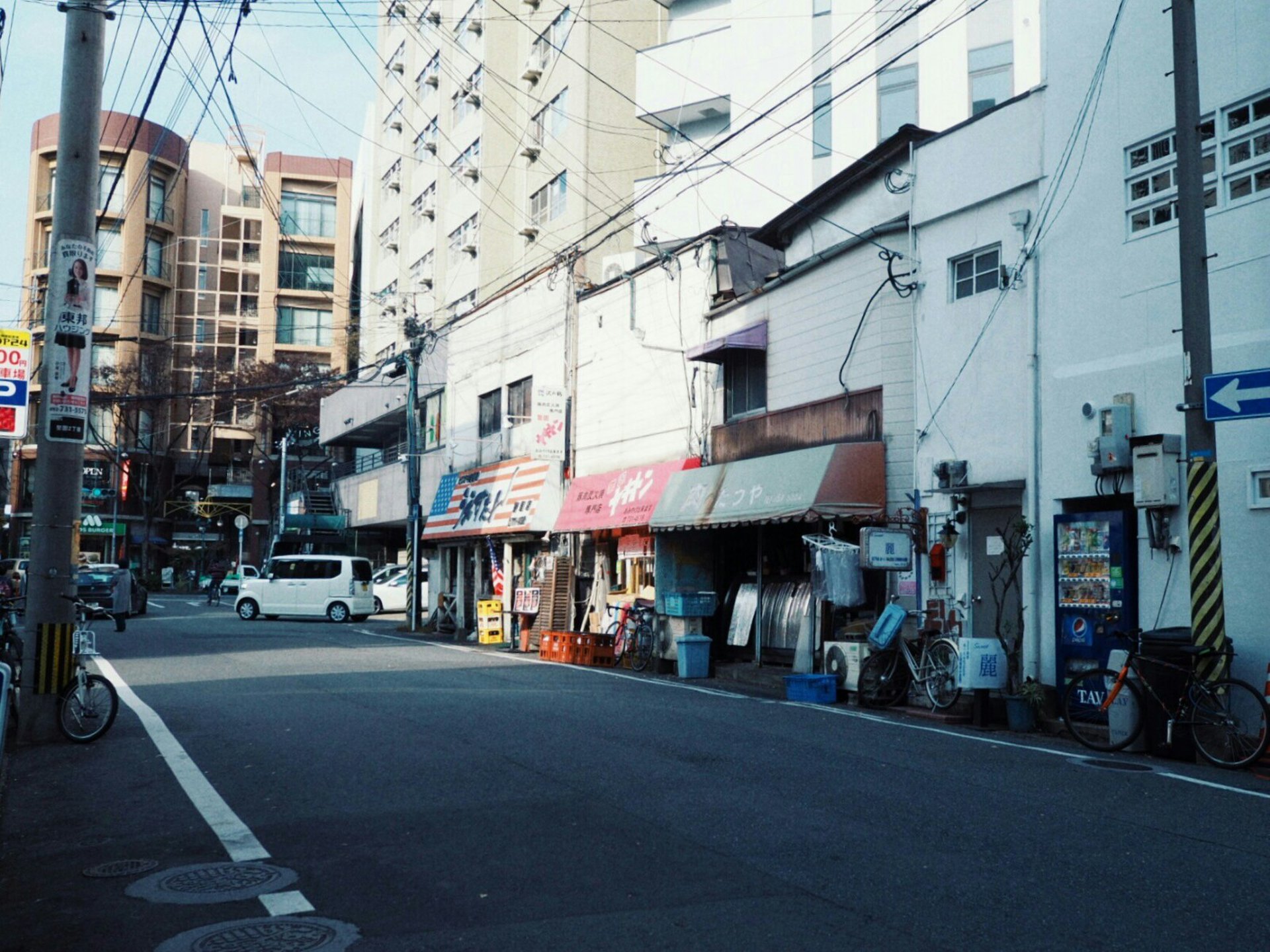 絶対に常連になるに違いない！ハシゴしながら福岡の警固で毎週通うお店探し！