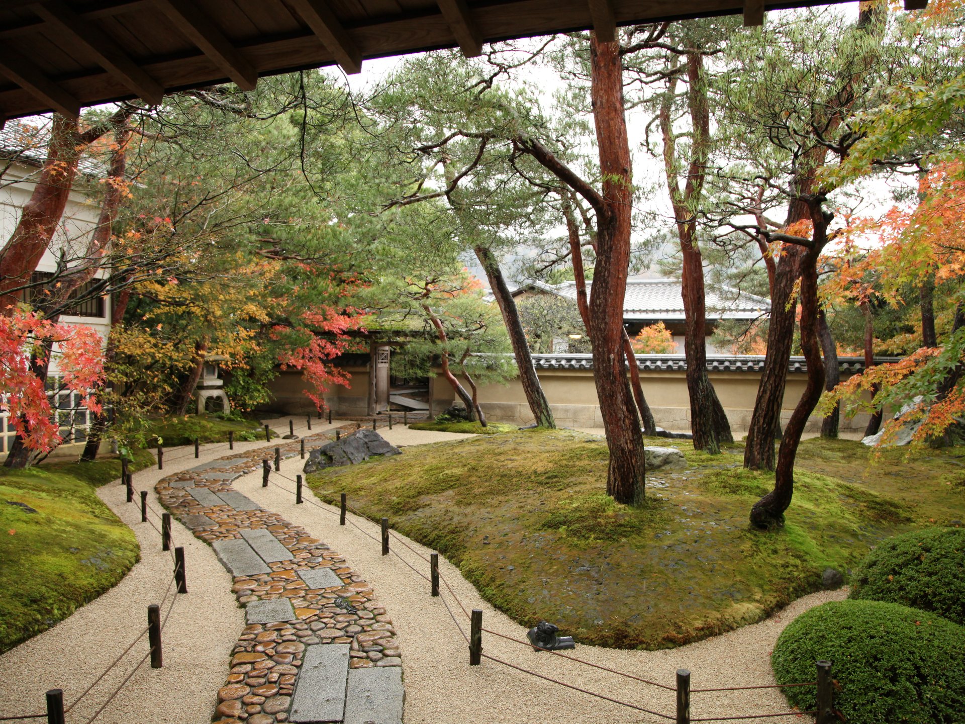 【庭園日本一・足立美術館】島根県の僻地にありながら、年間50万人が世界中から訪れる、謎にせまる。