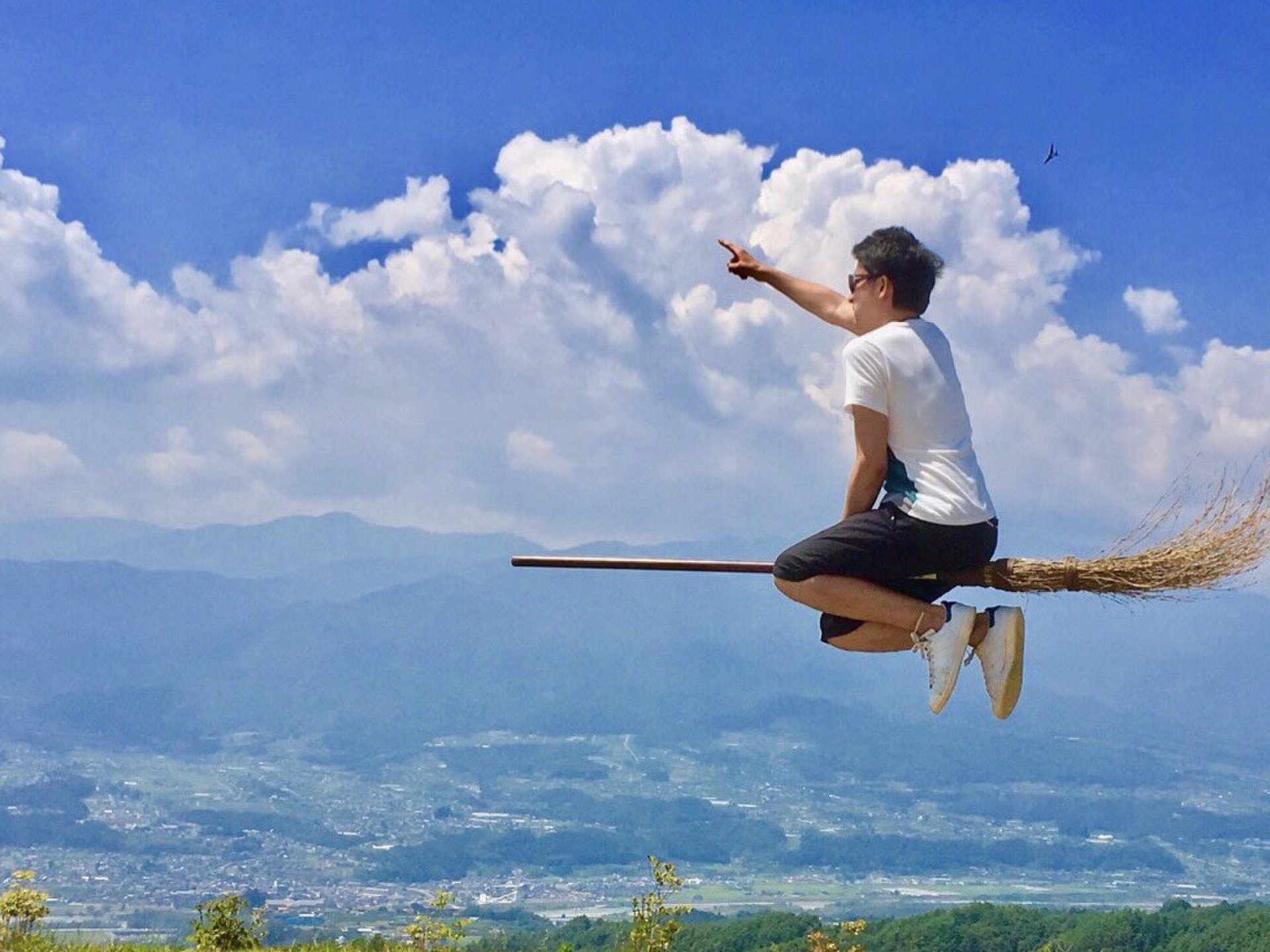 【南信州・長野県豊丘村のドライブコース】誰でも魔女になれる絶景の公園＆道の駅をまわろう！