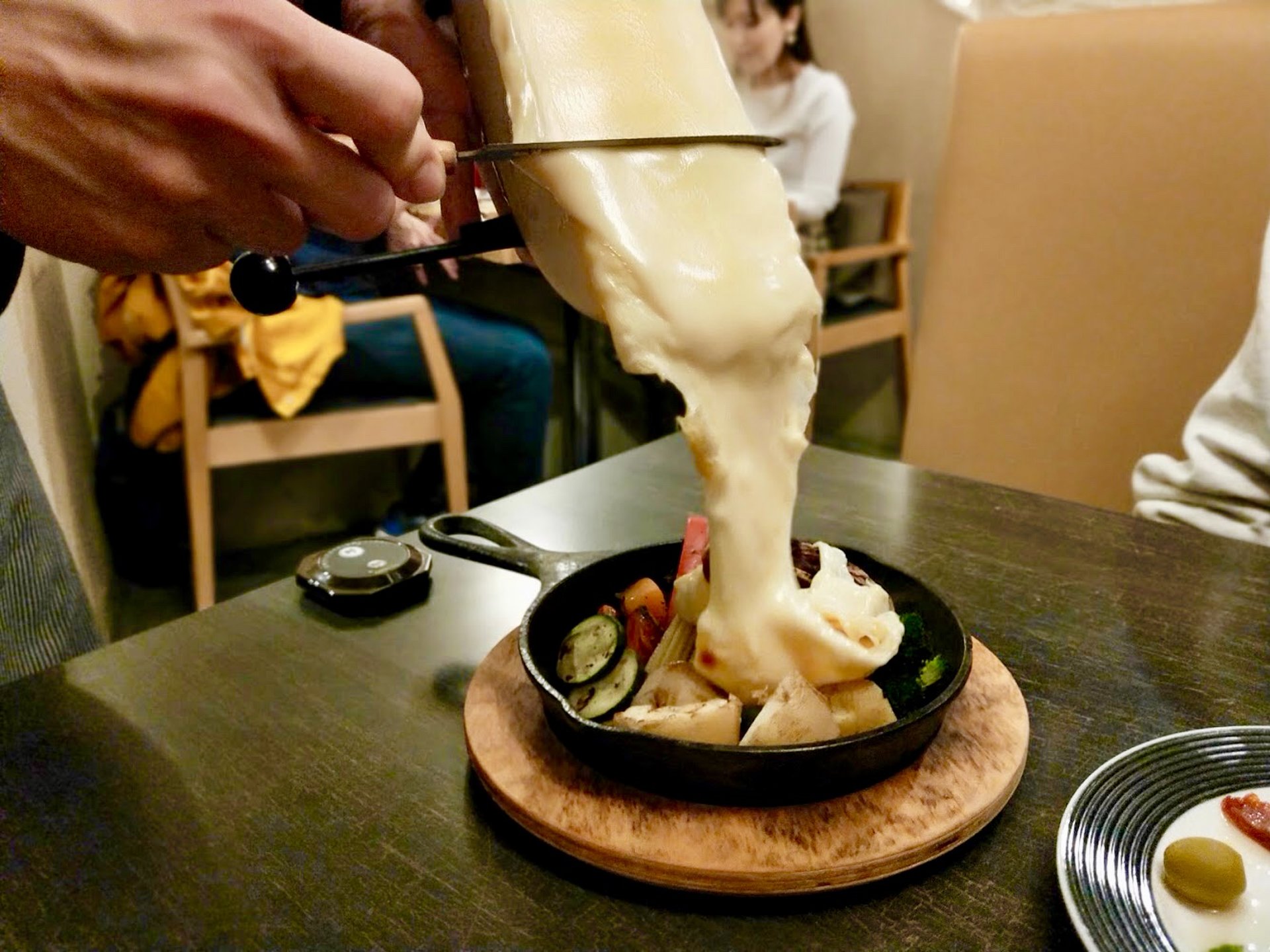 もう行った？東京都内でとろけるラクレットチーズがあるおすすめ店10選