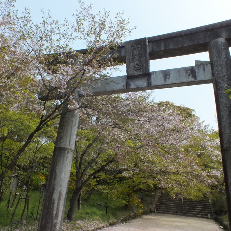 竈門神社