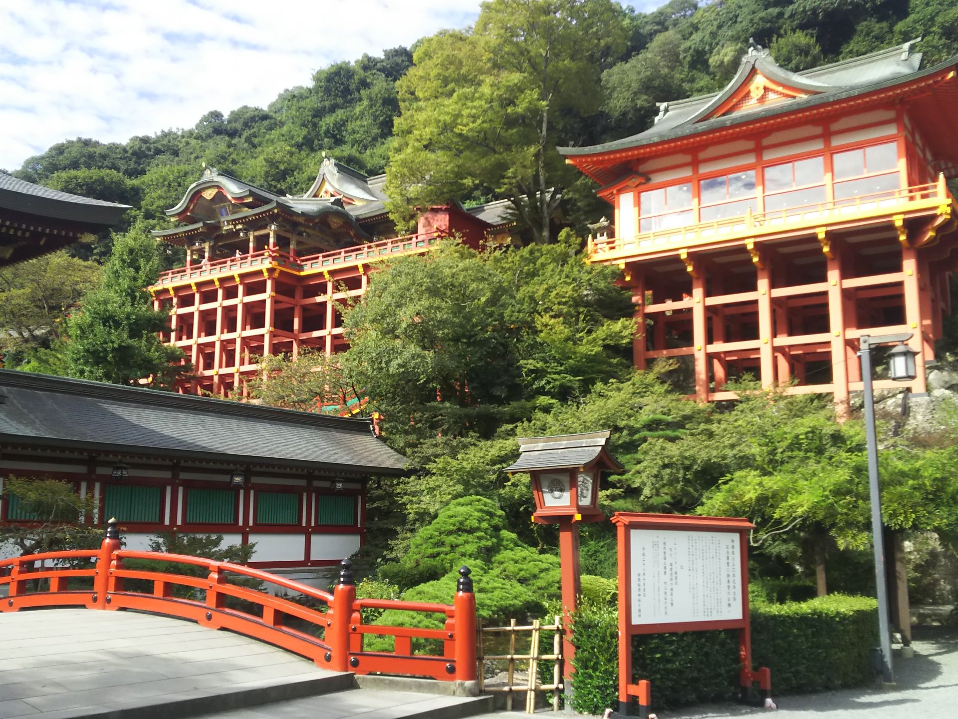 【日本三大稲荷】佐賀県鹿島市より祐徳稲荷神社をお詣りするプラン～四季折々の風景を楽しむ旅～