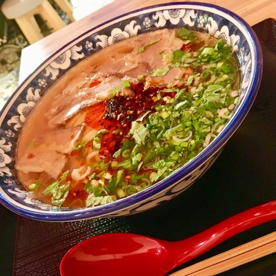 金味徳拉麺