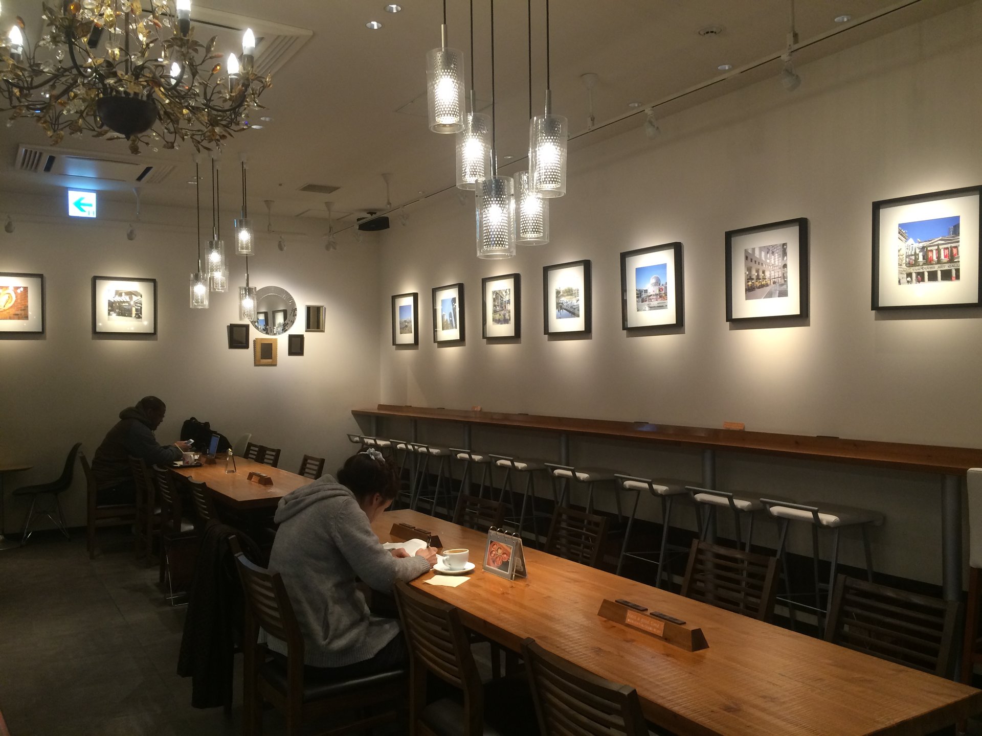 【電源あり勉強できる田町カフェ】カナダ発のおしゃれなカフェは慶應生でも知らない穴場スポット！
