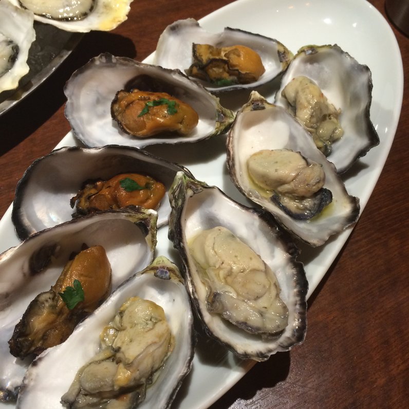 gigas Oyster Spot Bar 高田馬場店