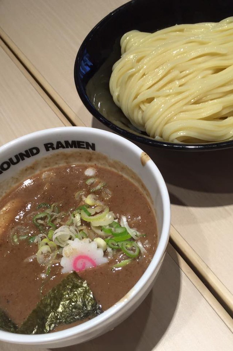 アンダーグラウンド ラーメン 頑者 コクーンシティ店