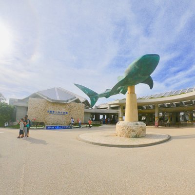 沖縄美ら海水族館