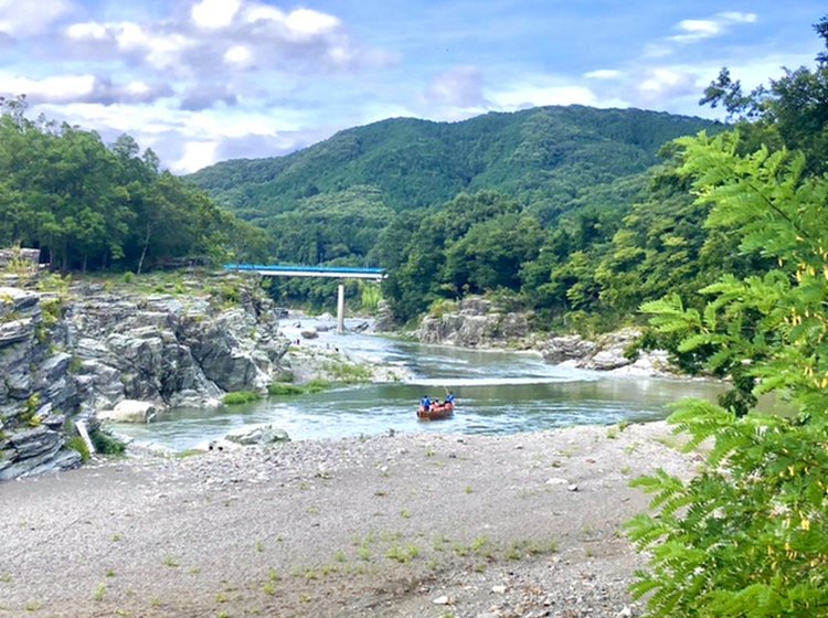 夏のキャンプは長瀞で決まり 川遊びにbbqに 楽しいひとときを過ごそう Playlife プレイライフ