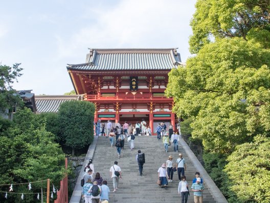 鶴岡八幡宮