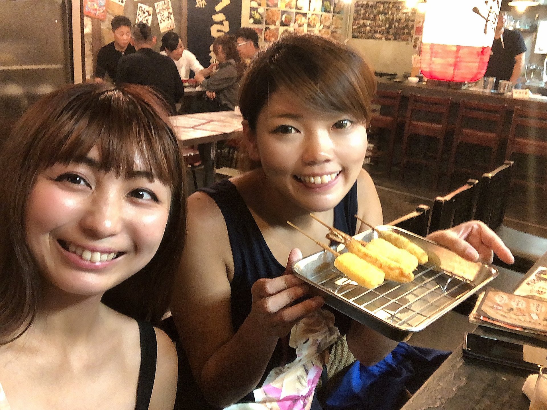 浪花女子がおすすめする大阪夜のミナミの遊び方！裏なんばで話題の居酒屋と人気のスナックバーをはしご旅！