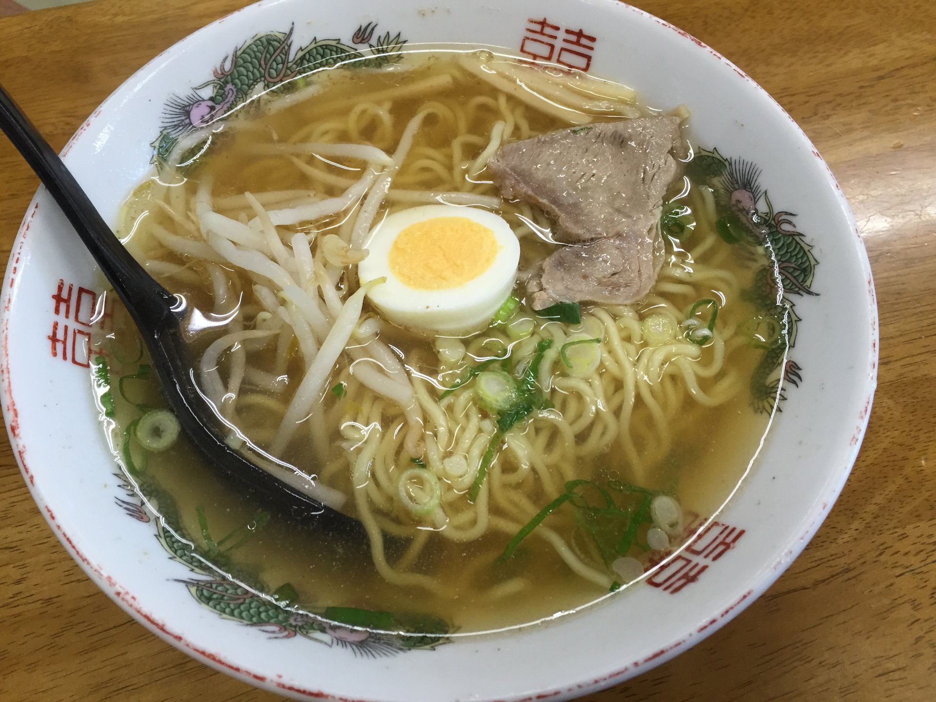 【琴浦町で食べたい地元の味！！】都心銀座にも出店している牛骨ﾗｰﾒﾝ店！赤碕の香味得へ！