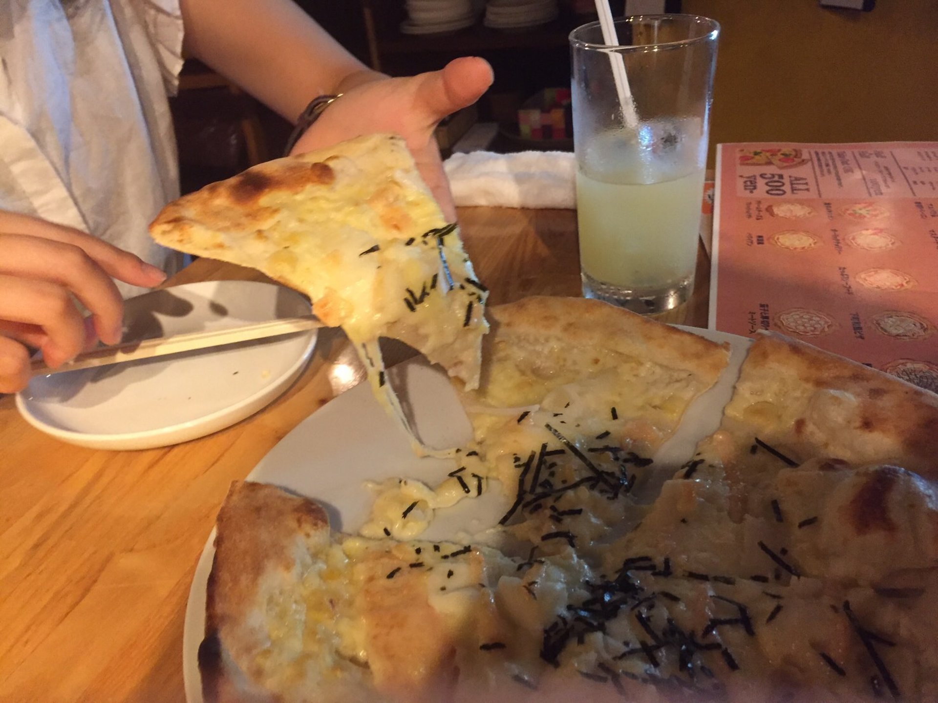 【渋谷】ALL500円の激うまピザなら渋谷・Ue CONA！