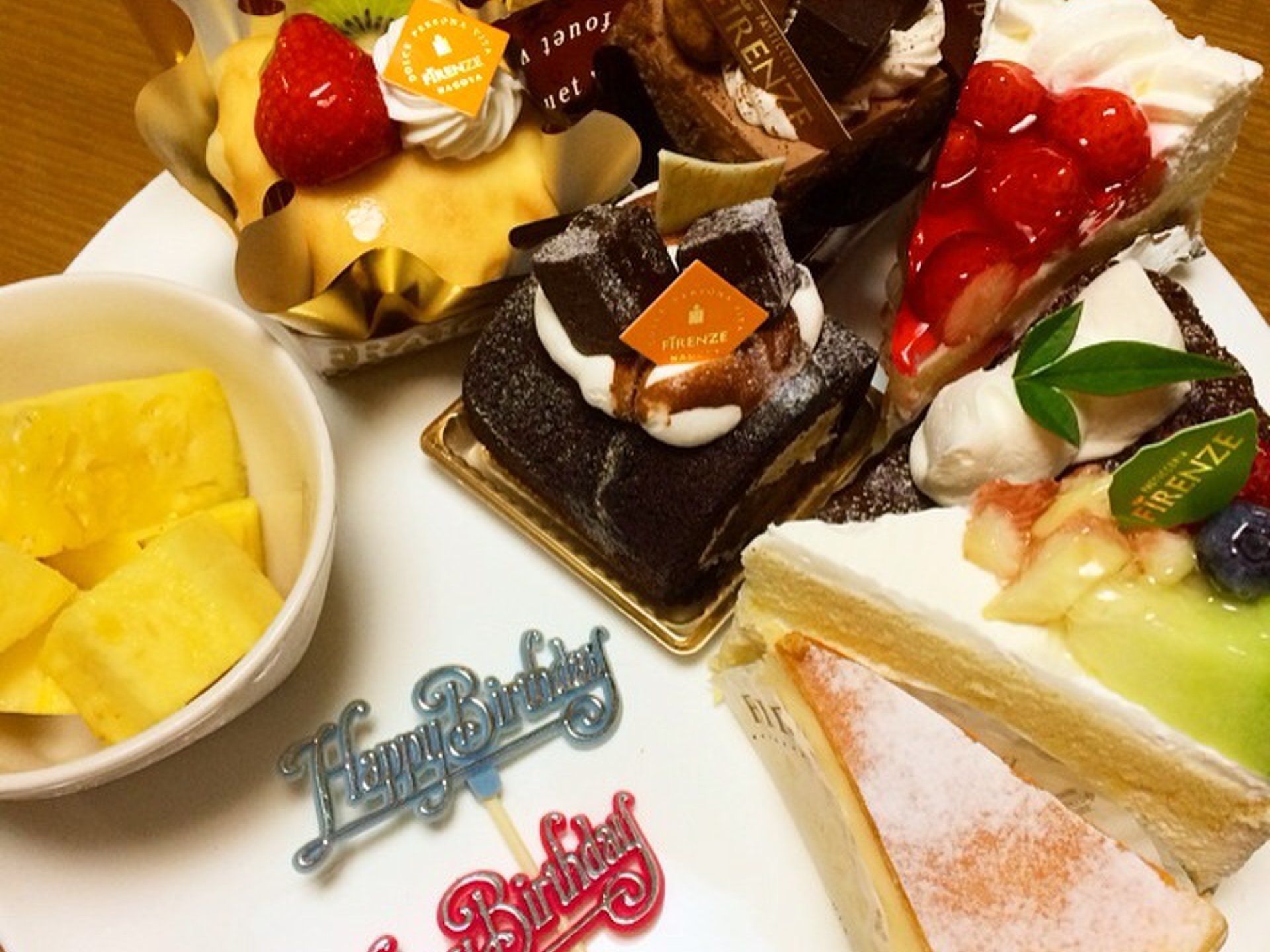 名古屋にある絶品ケーキ屋さん【フィレンツェのケーキをオシャレに盛り付け】妹の誕生日会