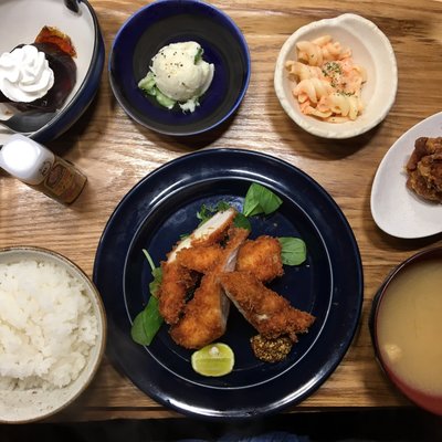 一歩一歩のカフェ食堂