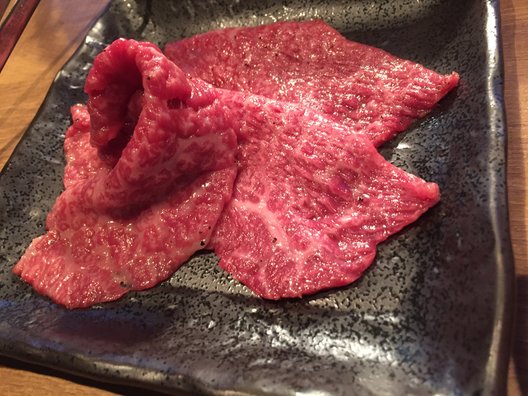 炭火焼肉なかはら