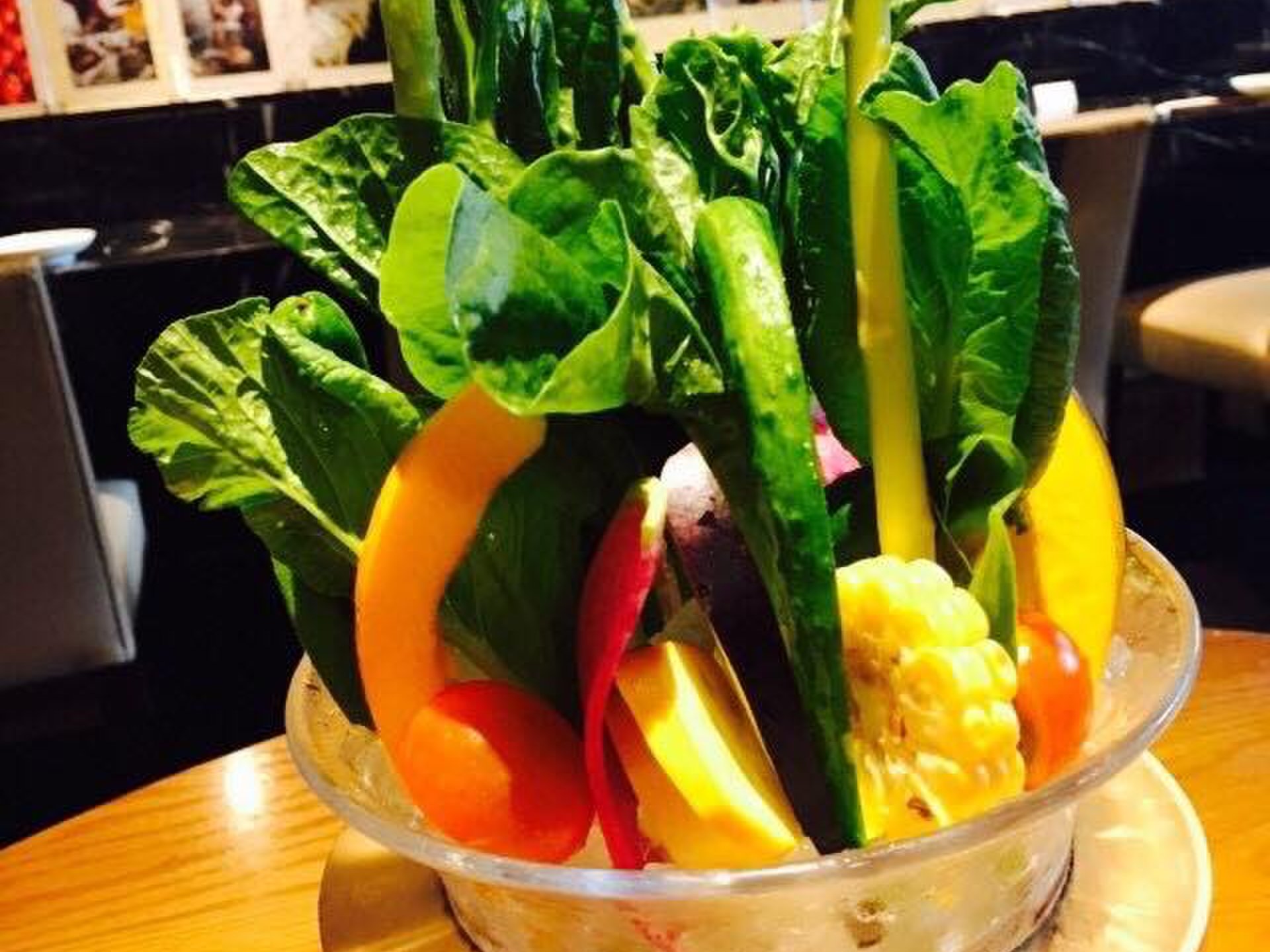 【表参道で新鮮な野菜を美味しく食べる】やさい屋めい表参道店で体に優しいご飯