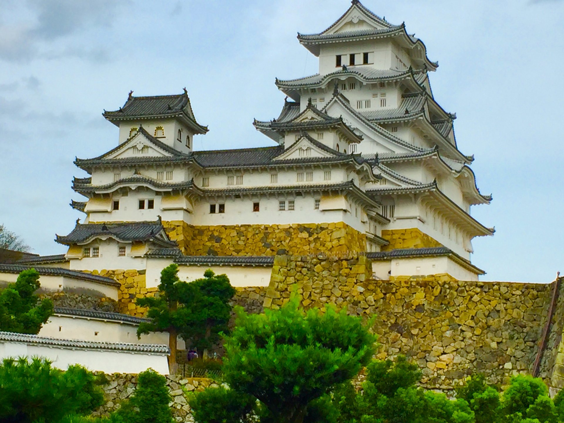 【フォトジェニックな世界遺産】日本最大の天守閣姫路城の美しい写真を撮影できるスポット