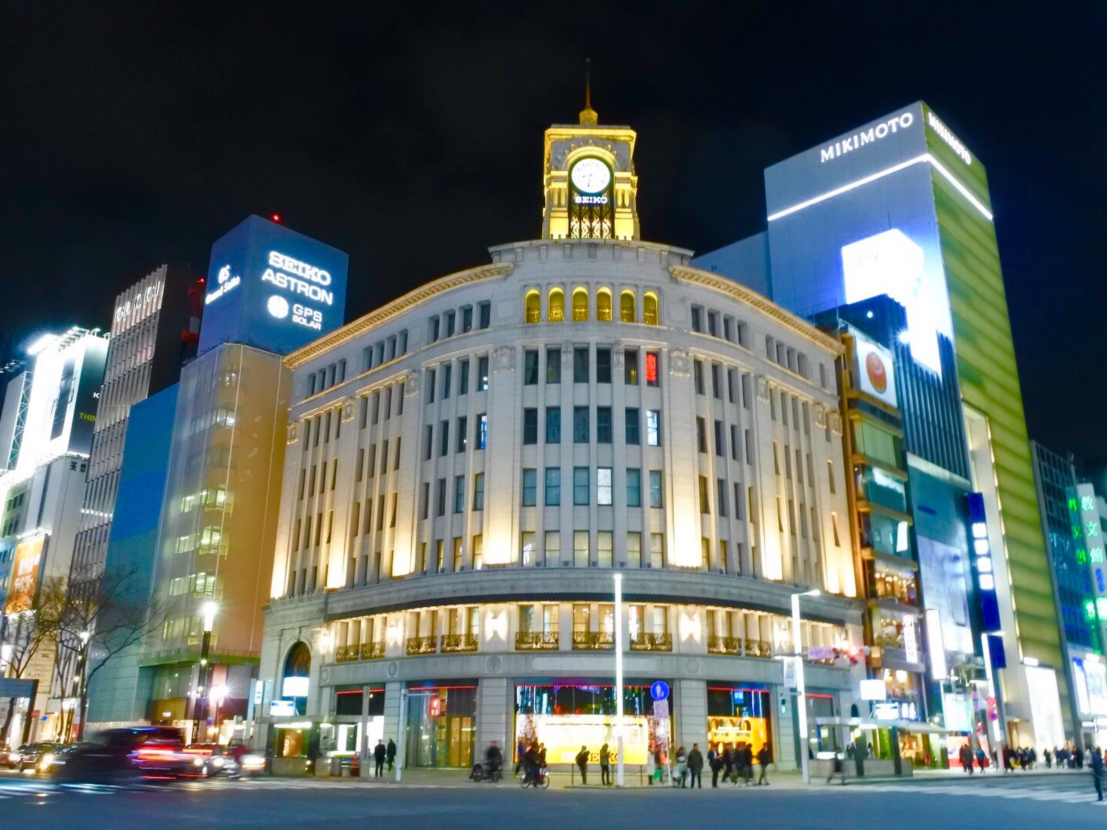 銀座から築地フォトジェニックナイトウォーク 夜の晴海通りを歩きおいしいマグロ丼を食べよう Playlife プレイライフ