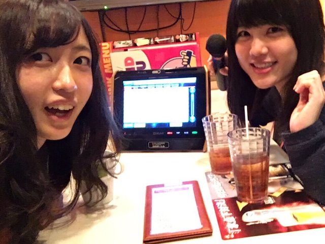 女子はカラオケで何を歌うとモテるの シチュエーション別おすすめカラオケ店とウケの良い曲をご紹介 Playlife プレイライフ