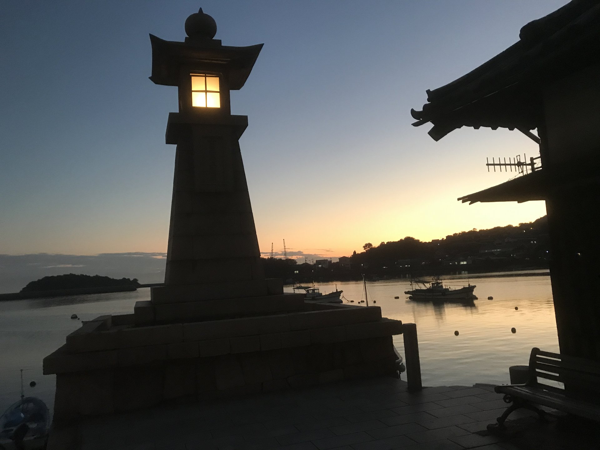 青い海と爽やかな風と夕焼けに感動！岡山～広島東部をめぐるのんびり旅のススメ