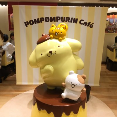 ポムポムプリンカフェ 梅田店