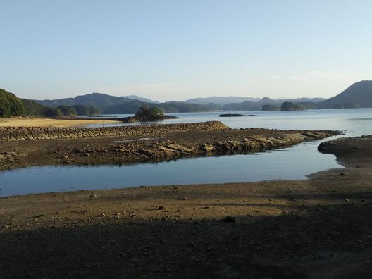 イロハ島・花と冒険の島