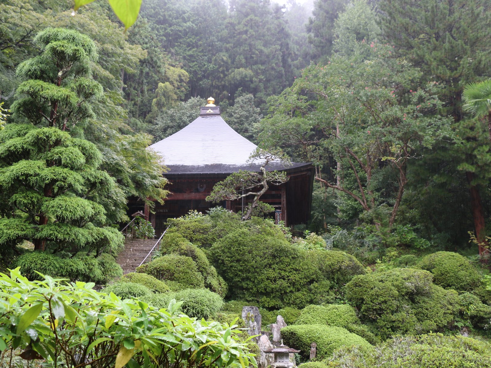 瑞龍山 法雲寺 (札所三十番)