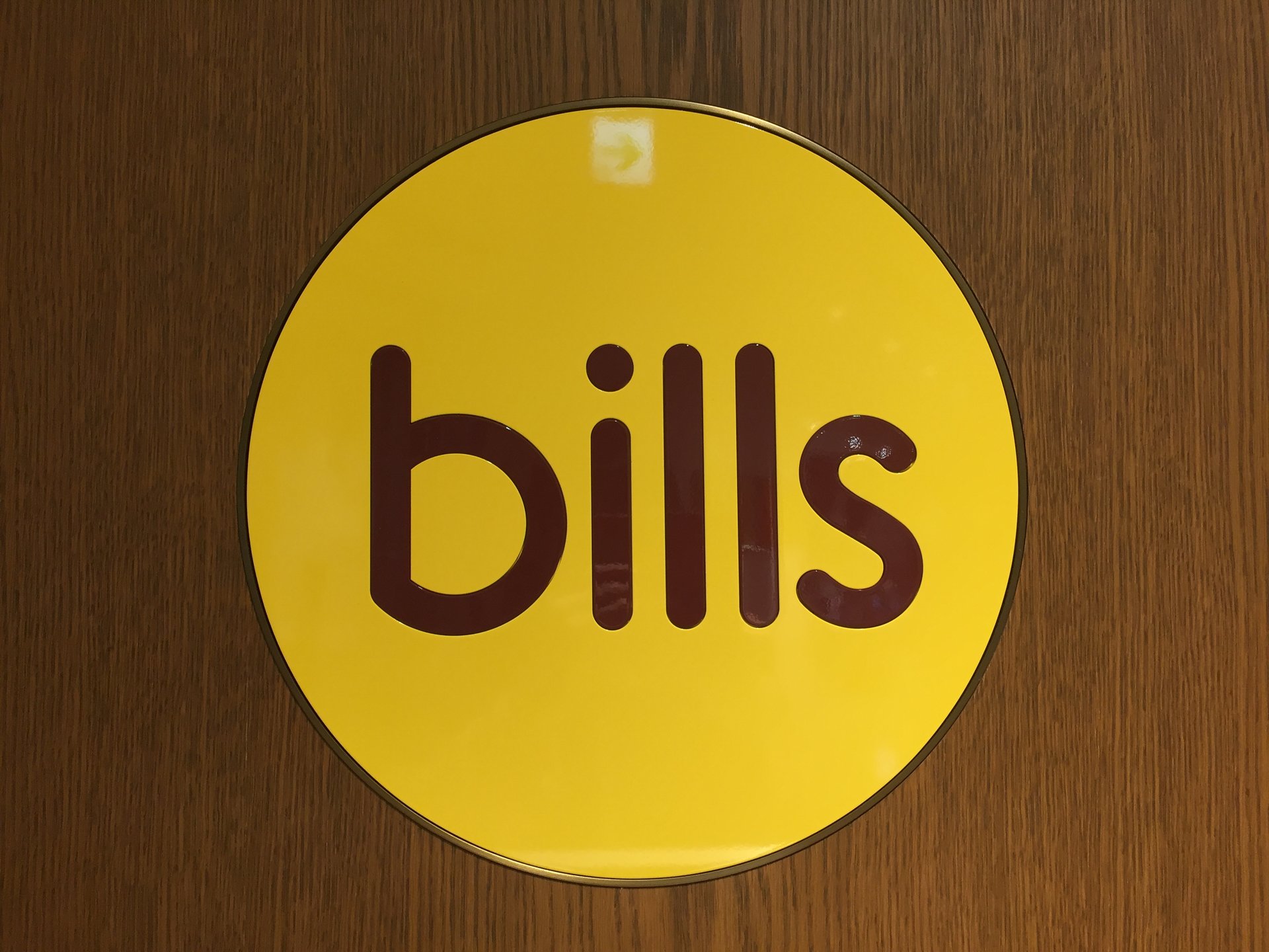 bills 大阪