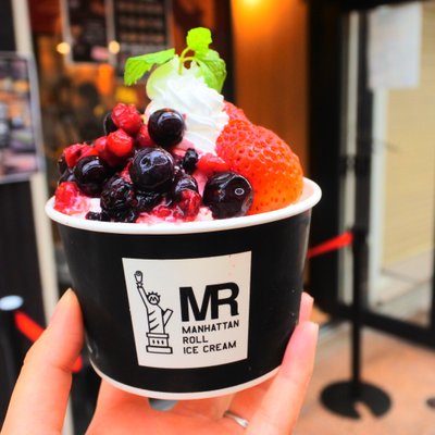 マンハッタンロールアイスクリーム 神戸三宮店