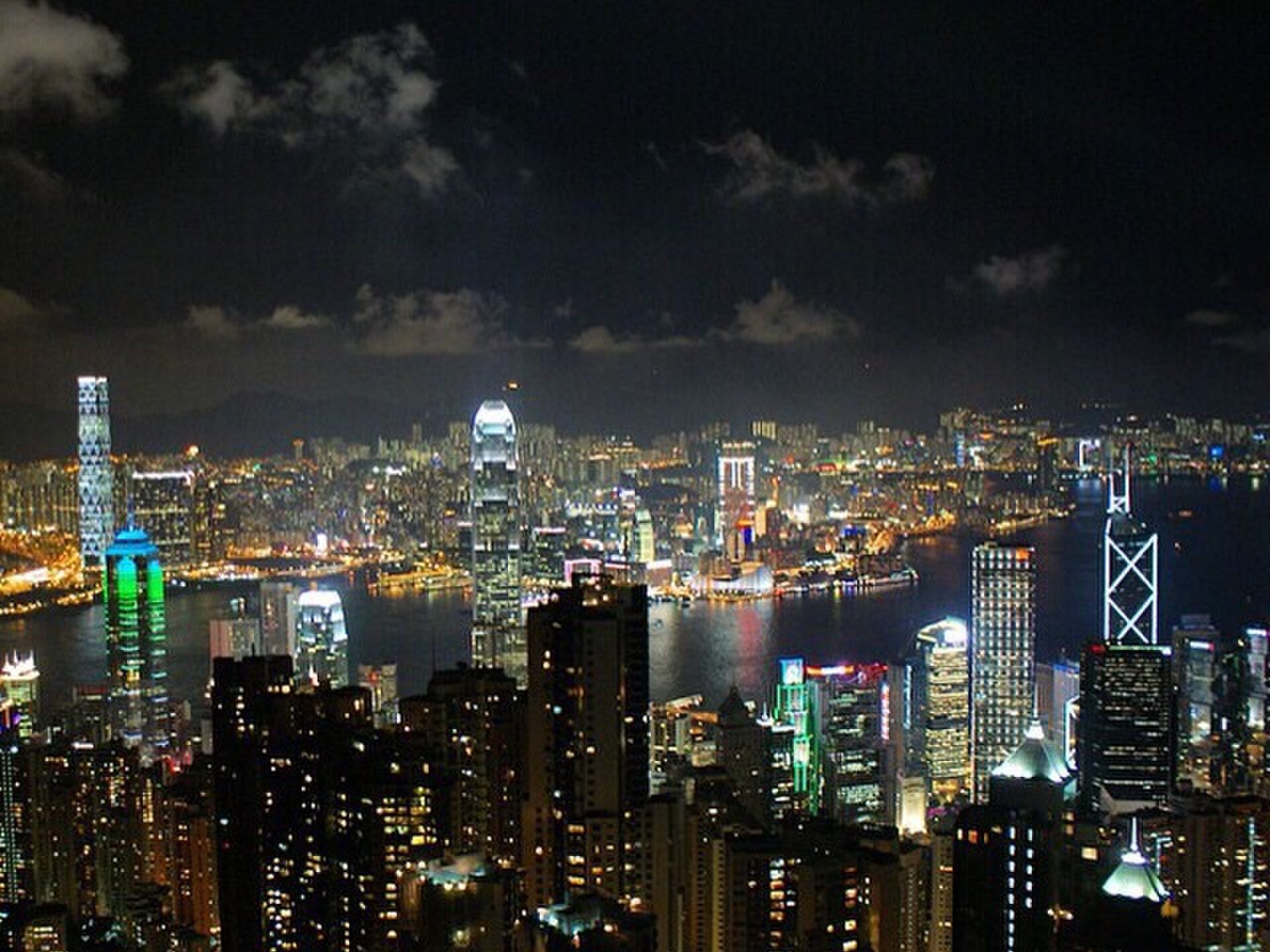 【香港】世界三大夜景に選ばれた、アジアNo1の夜景が見れる“ビクトリアパーク”