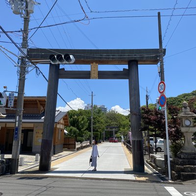 闘鶏神社