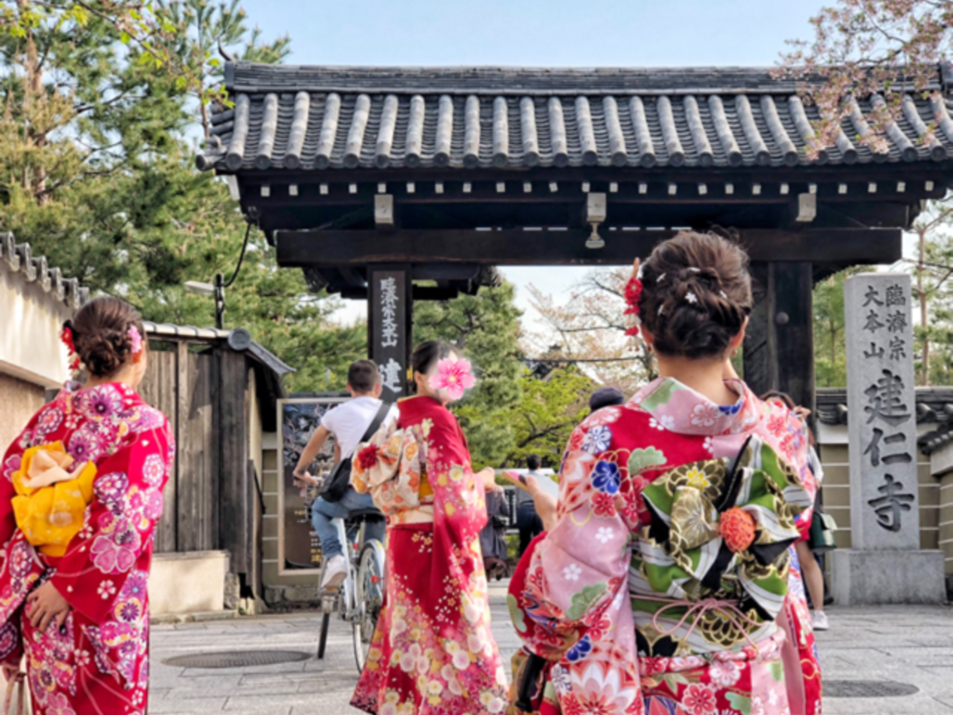 河原町・京さんぽ♡プチプラおすすめ京都土産や花見小路を観光しよう‼︎