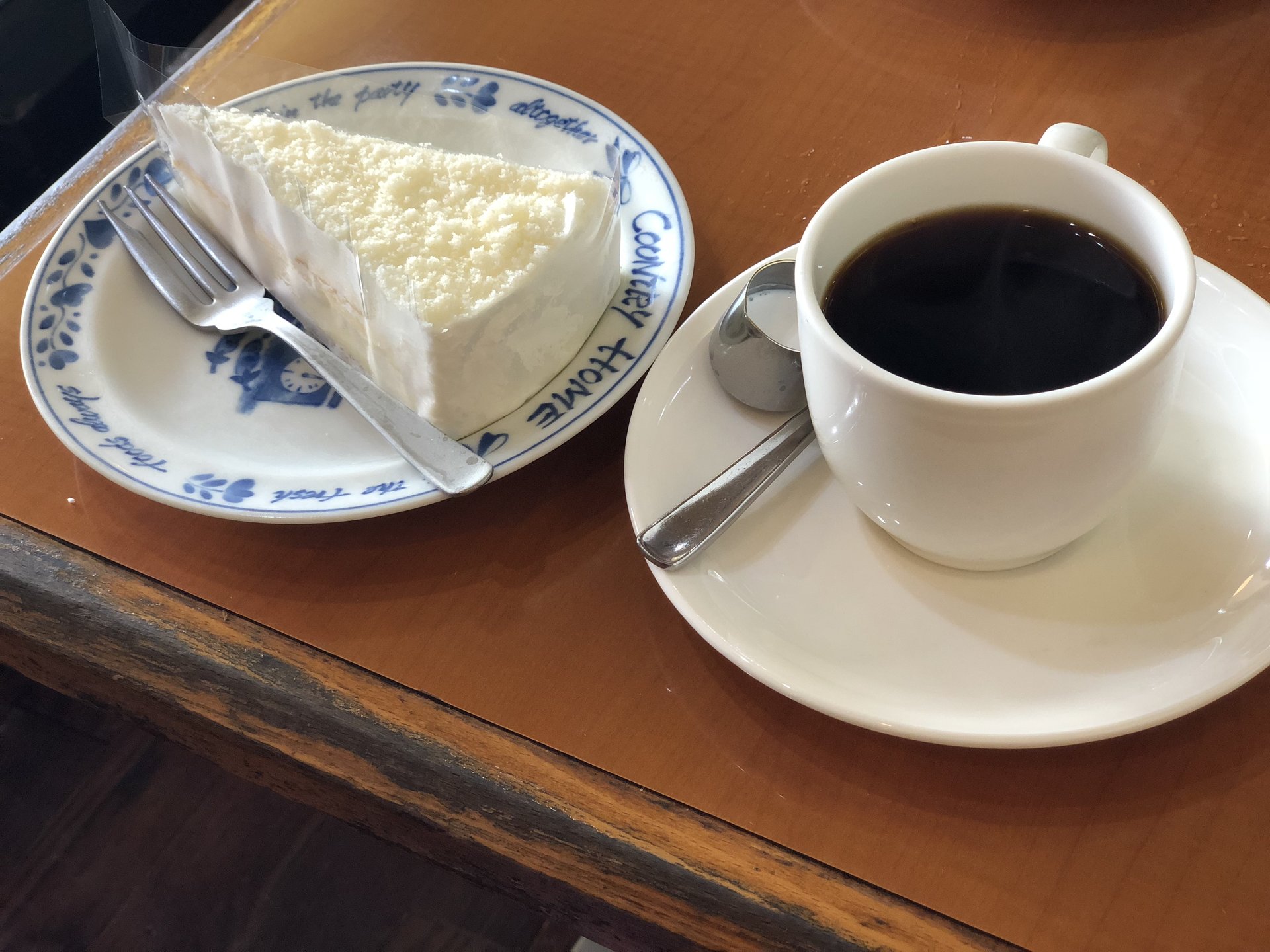 コーヒーとチーズケーキのうまい店！レトロ・大宮おすすすめ喫茶店