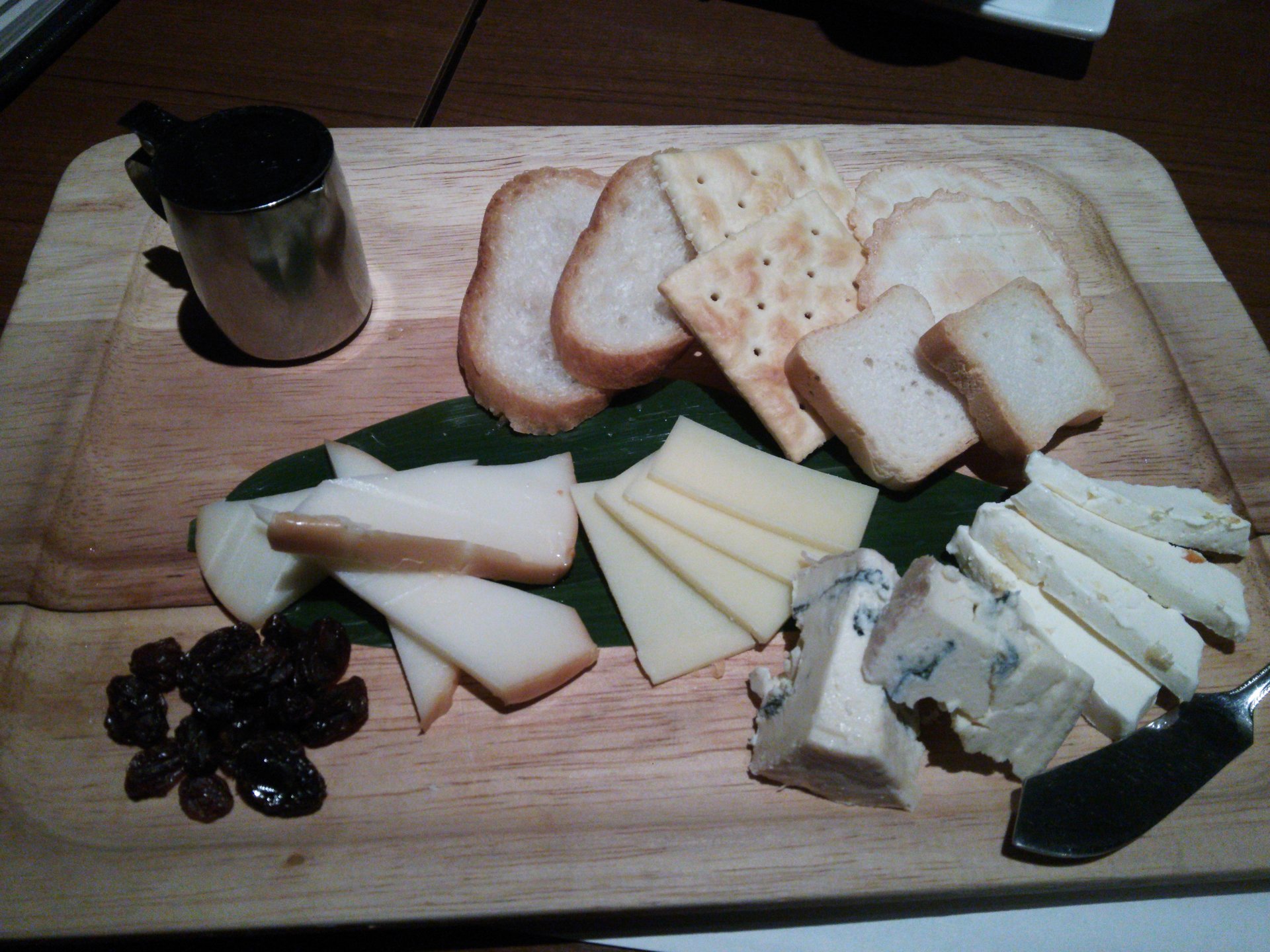 【銀座一丁目駅徒歩1分の好立地】銀座の発酵ダイニングSAIKAで絶品チーズを食す！