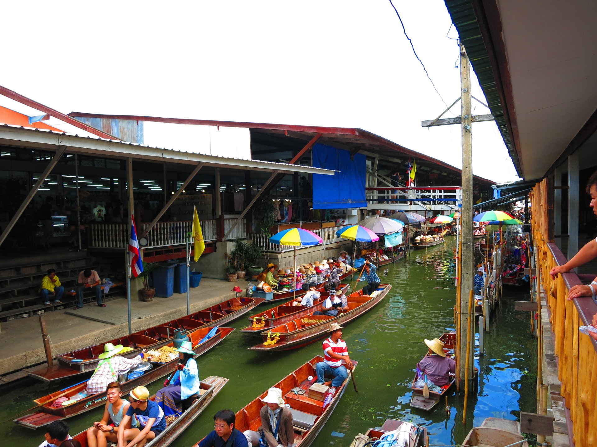 【タイ王国バンコク旅】アユタヤに向けて水上マーケットを堪能する。