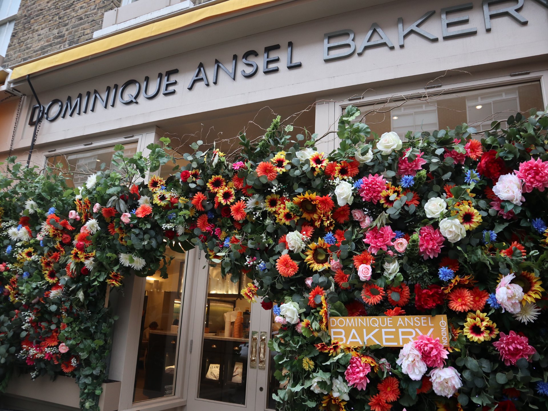 Dominique Ansel Bakery London（ドミニクベーカリー ロンドン）