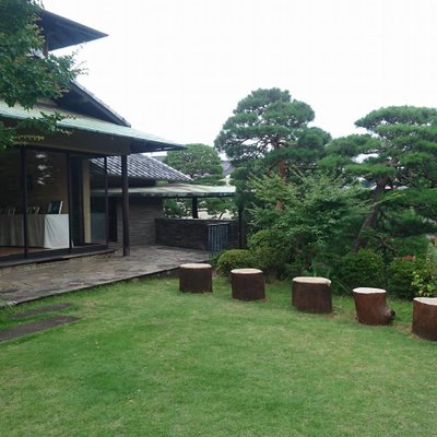 角川庭園・幻戯山房（すぎなみ詩歌館）