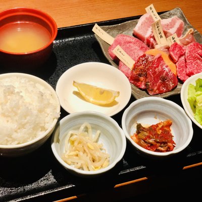 和牛焼肉 金タレ 自由が丘店