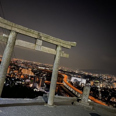 第1号五月山霊園