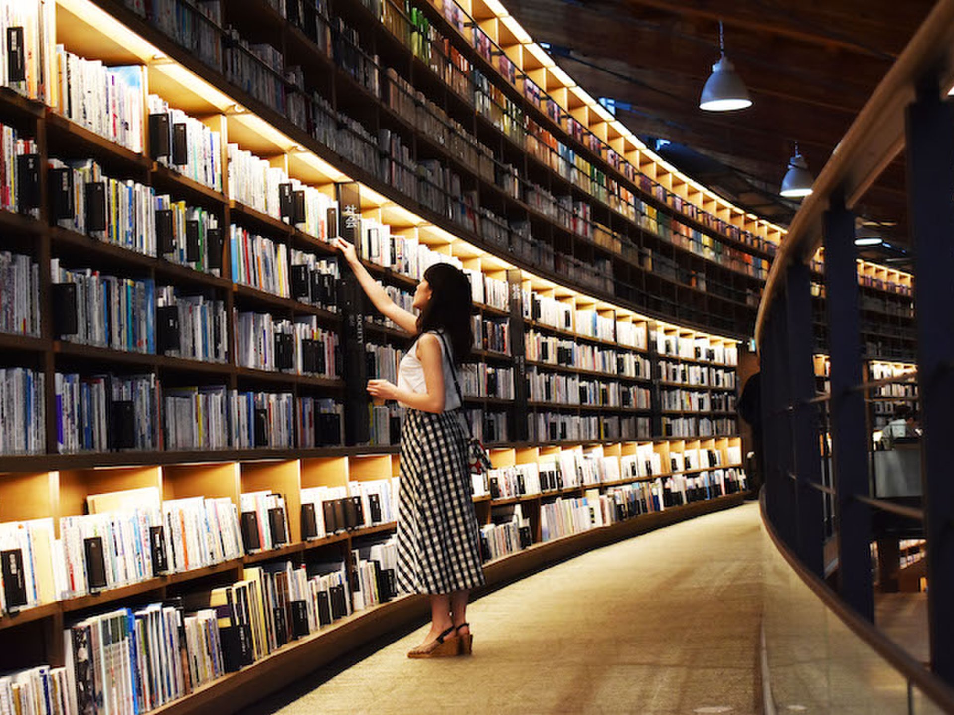 武雄市図書館・歴史資料館