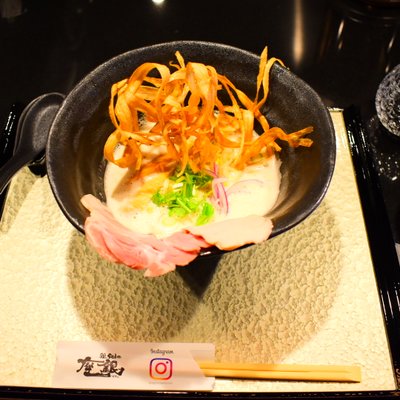 鶏soba 座銀 神戸本店