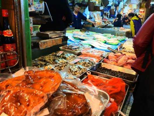 アメ横センタービル　地下食品街