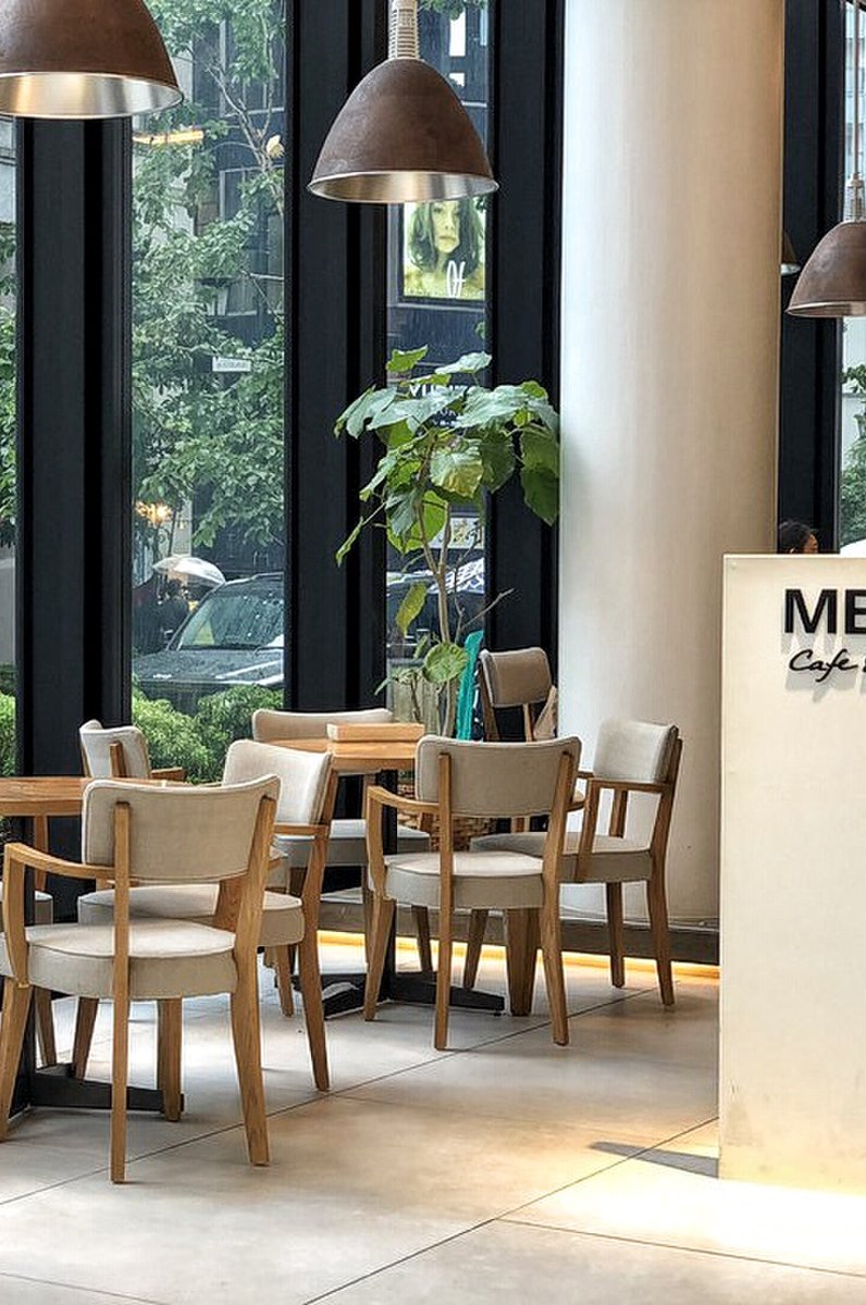 METoA Cafe & Kitchen