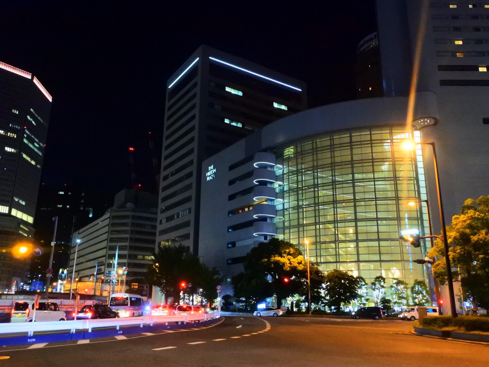 梅田発 夜行バスの待ち時間に利用したい アクセス コスパ抜群 大阪駅前にある深夜カフェ Playlife プレイライフ