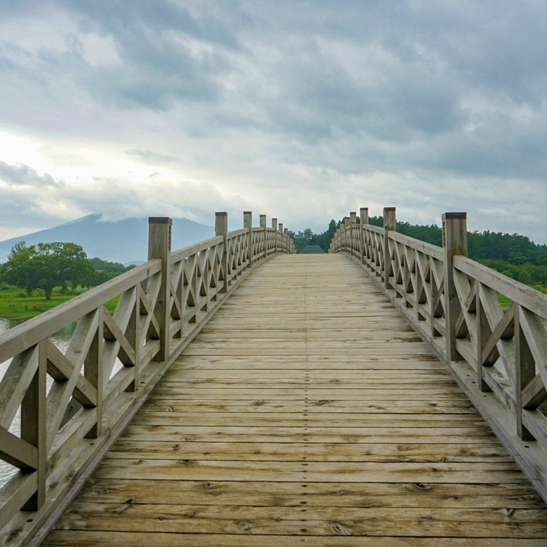 鶴の舞橋