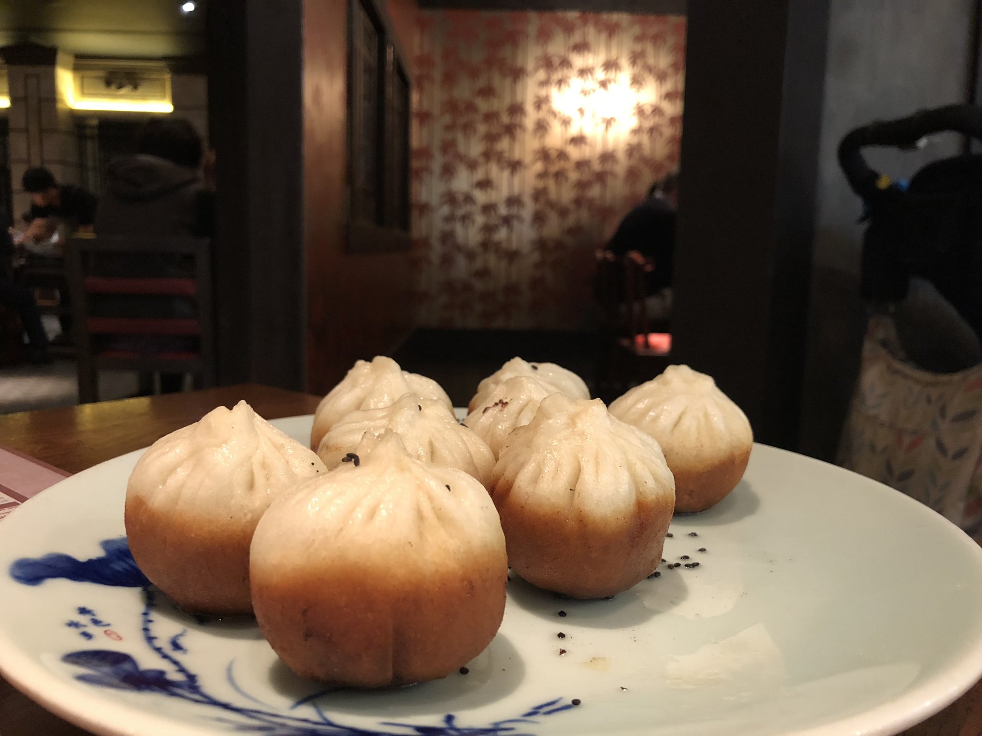 シドニーおすすめ中華料理【新上海】人気メニュー『焼き豚まん』