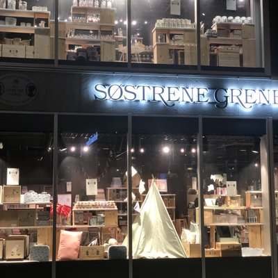 Søstrene Grene 表参道店（ソストレーネグレーネ）