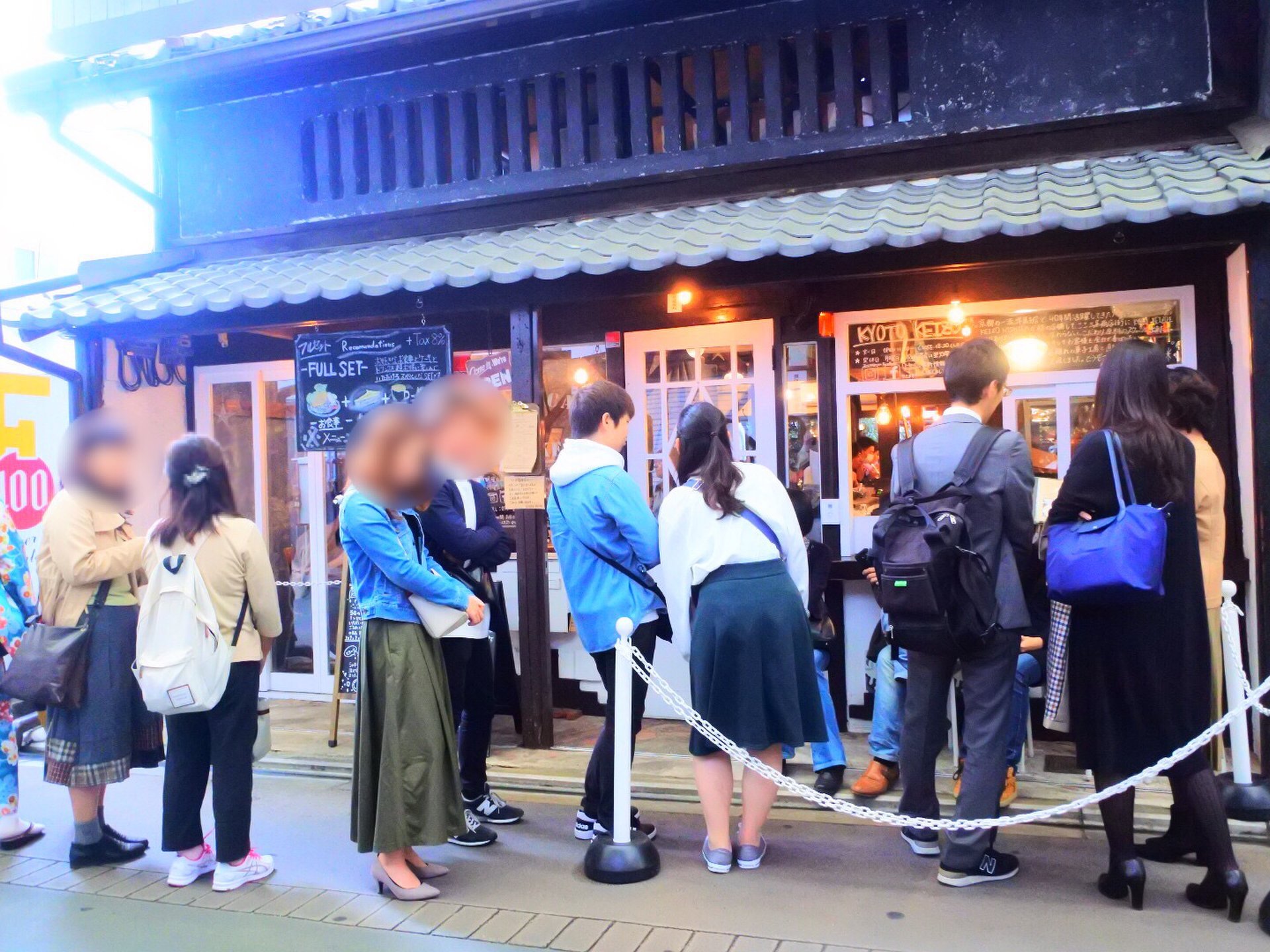 京都の人気グルメスポット三条会商店街で食べ歩き！セットで訪れたい新撰組屯所跡もご紹介！