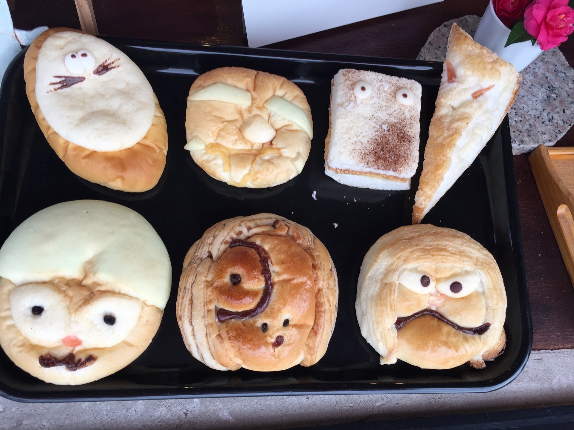 【パンシェルジュが見つけた日本の珍パン】妖怪ウォッチじゃないよ！完成度によっては恐怖感増量の妖怪パン